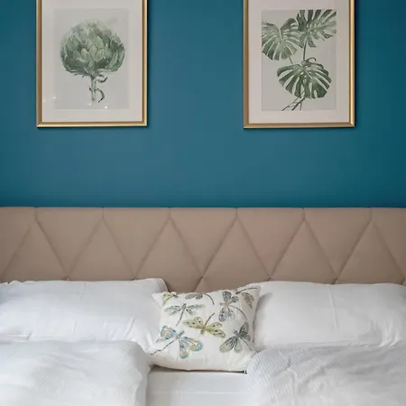 Air Conditioned In Center By Renters Appartamento