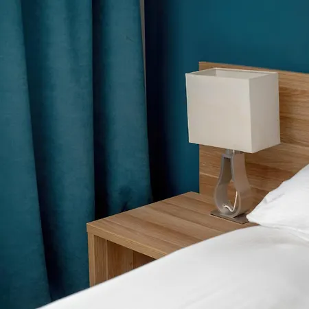 Air Conditioned In Center By Renters Appartamento