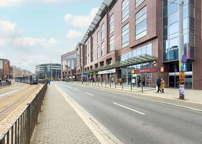 Air Conditioned In Center With Parking By Renters Apartmán